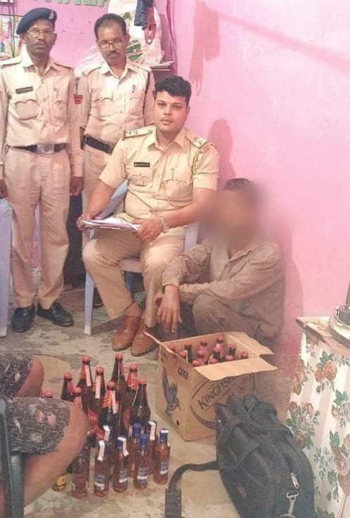 *आबकारी विभाग की कार्यवाही: 22 नग किंगफिशर बियर, 10 नग ओ.सी.बुल्लू ब्रांड पाव कुल 16.100 लीटर अंग्रेजी शराब किया गया जब्त* 1 IMG 20250404 WA0031