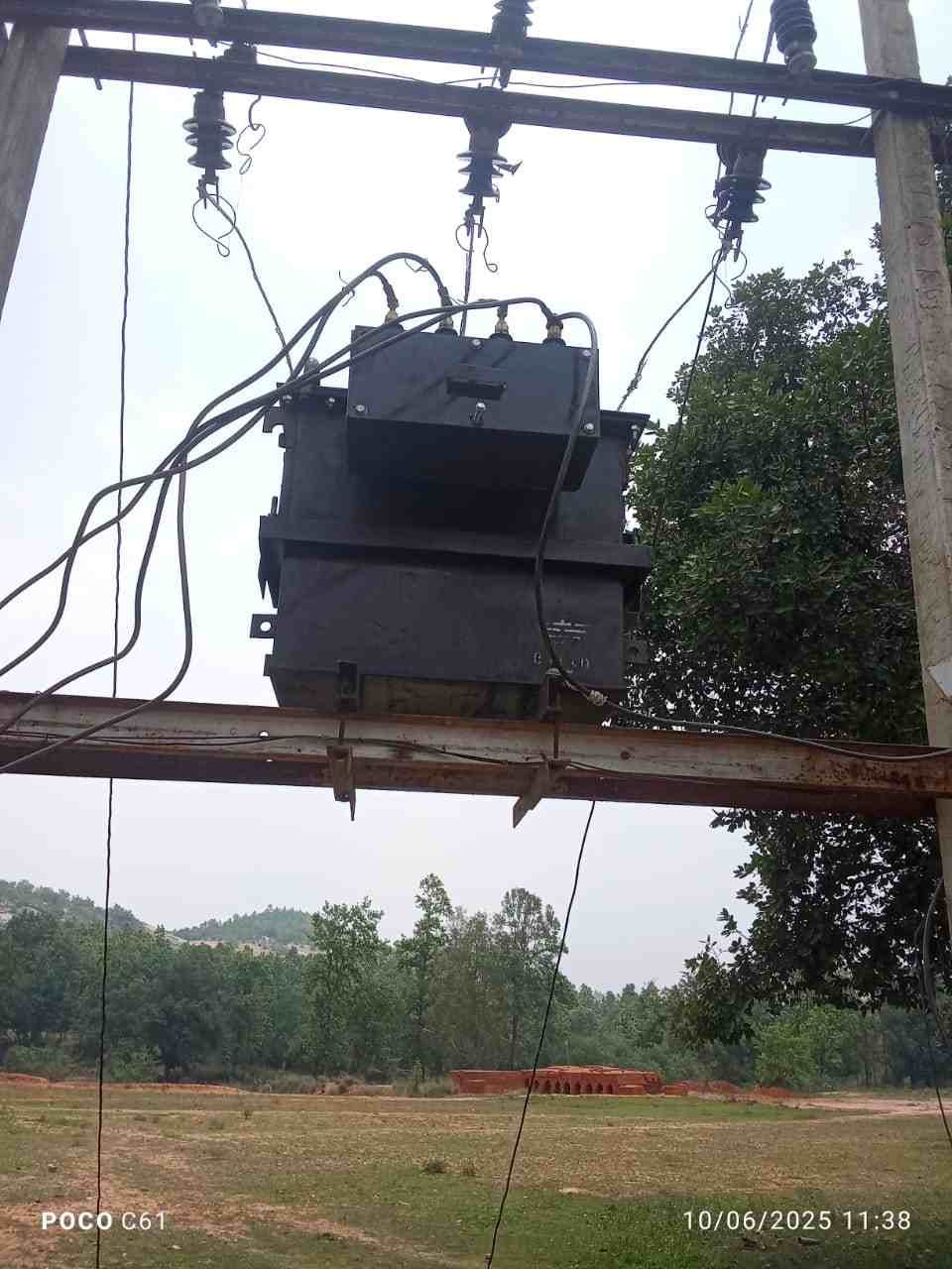 *मुख्यमंत्री कैंप कार्यालय की पहल पर ग्राम टुकूपानी में पुनः बहाल हुई बिजली की आपूर्ति, ट्रांसफार्मर खराब होने की वजह से बाधित थी विद्युत सप्लाई, ग्रामवासियों ने मुख्यमंत्री को दिया धन्यवाद* 1 IMG 20250610 WA0010